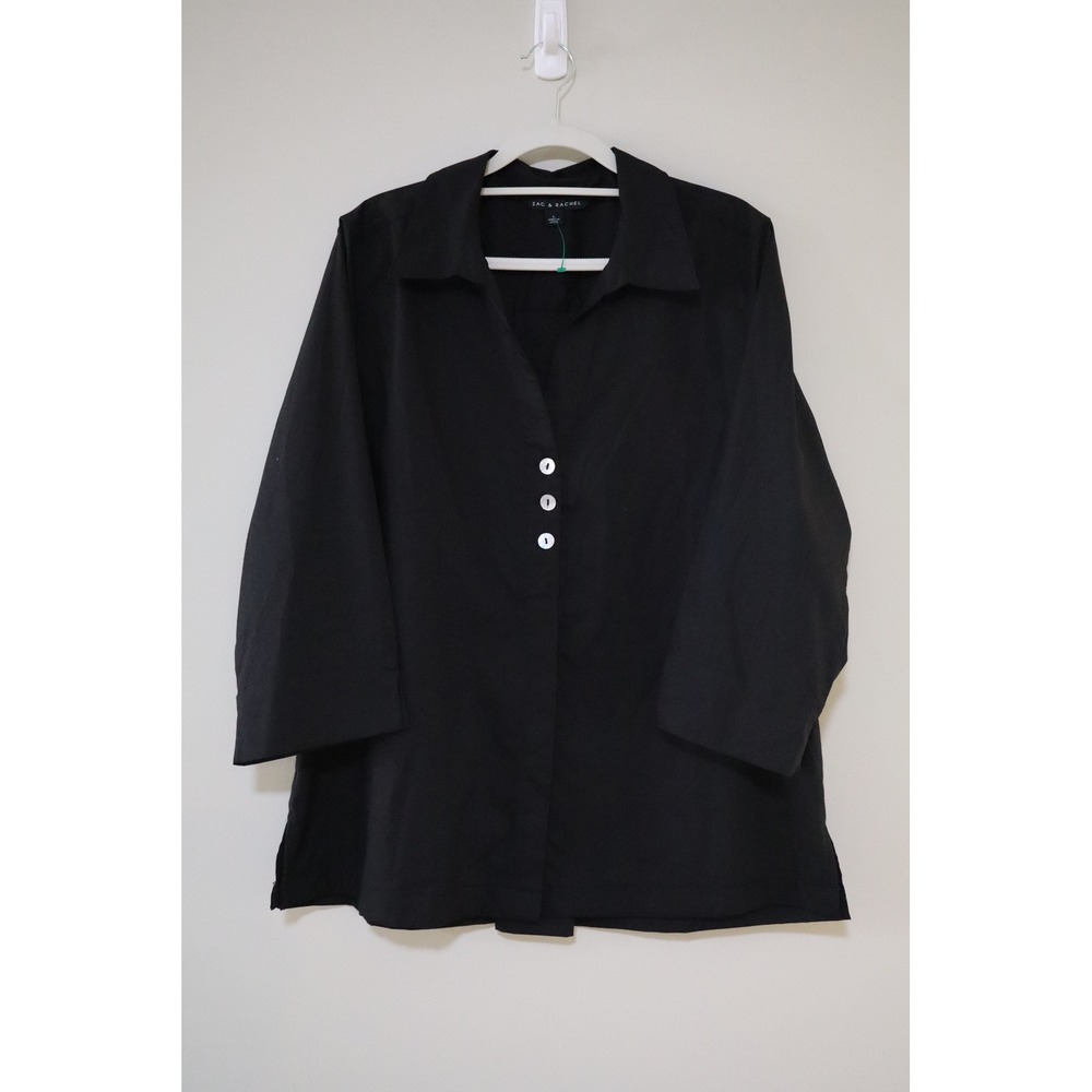 Minimalist Chic Zac & Rachel Button Back Tunic Top L Black 3/4 Sleeve V-Neck
